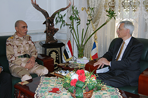 بابكر زيباري يستقبل السفير الفرنسي والملحق العسكري الفرنسي في العراق