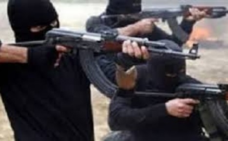 مسلحون معادون لداعش في الموصل