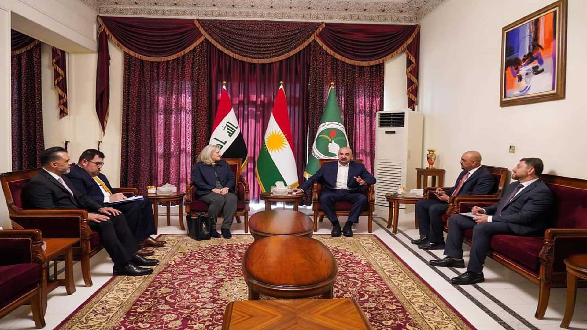 الرئيس بافل جلال طالباني يجتمع مع سفيرة الولايات المتحدة 