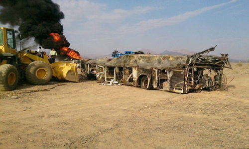مصرع 19 شخصا إثر اصطدام حافلة بشاحنة وقود وسط إيران
