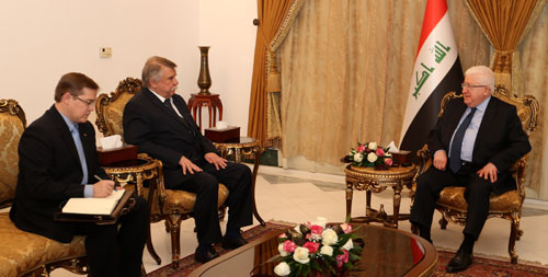  الرئيس معصوم يؤكد أهمية تمتين العلاقات العراقية الروسية