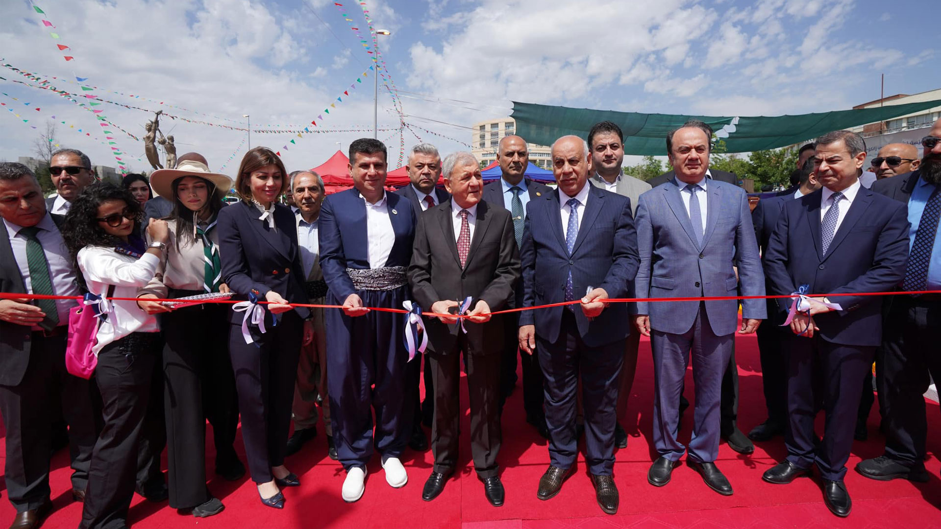 رئيس الجمهورية يحضر افتتاح مهرجان جامعة السليمانية 