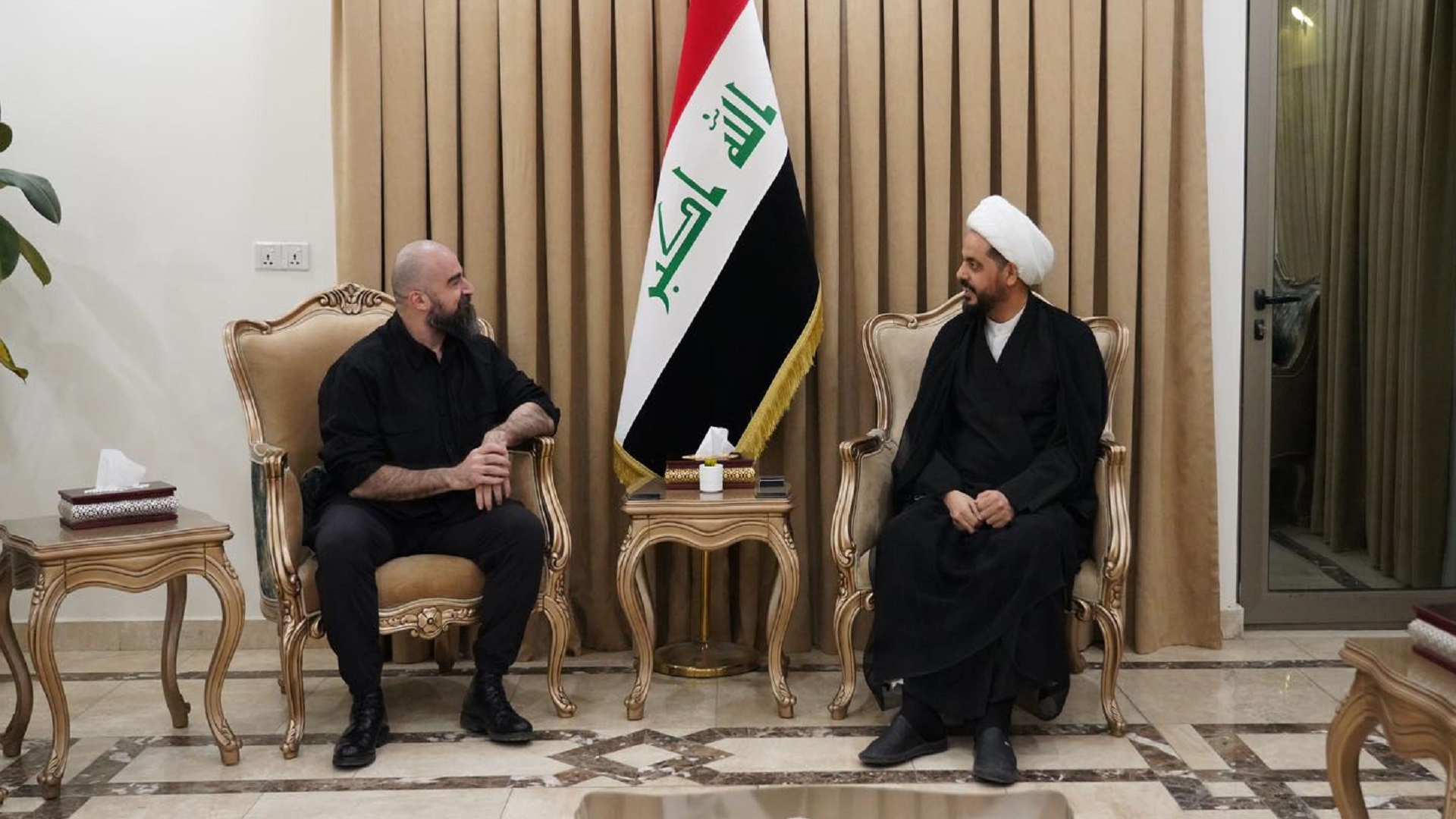 الرئيس بافل جلال طالباني يلتقي الشيخ قيس الخزعلي في بغداد 