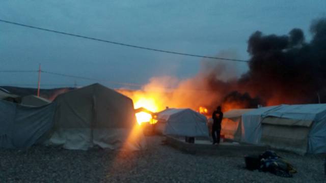 اندلاع حريق بمخيم للنازحين في زاخو