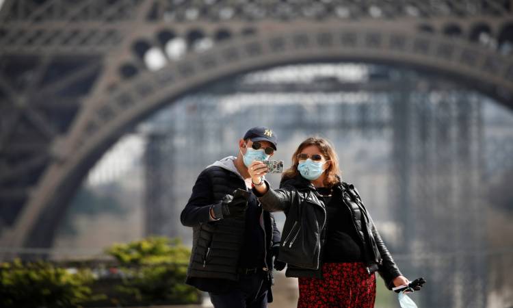 فرنسا تعلن السيطرة على وباء كورونا