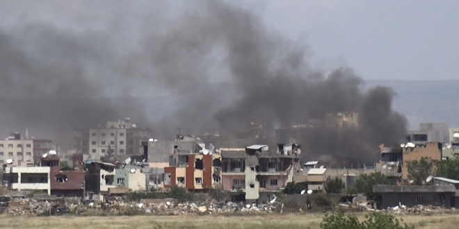 القوات التركية تحرق منازل المواطنين بنصيبين