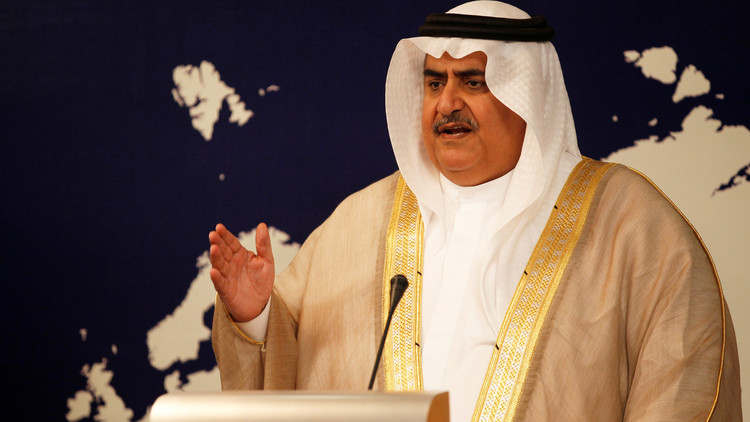 وزير الخارجية البحريني يصل بغداد