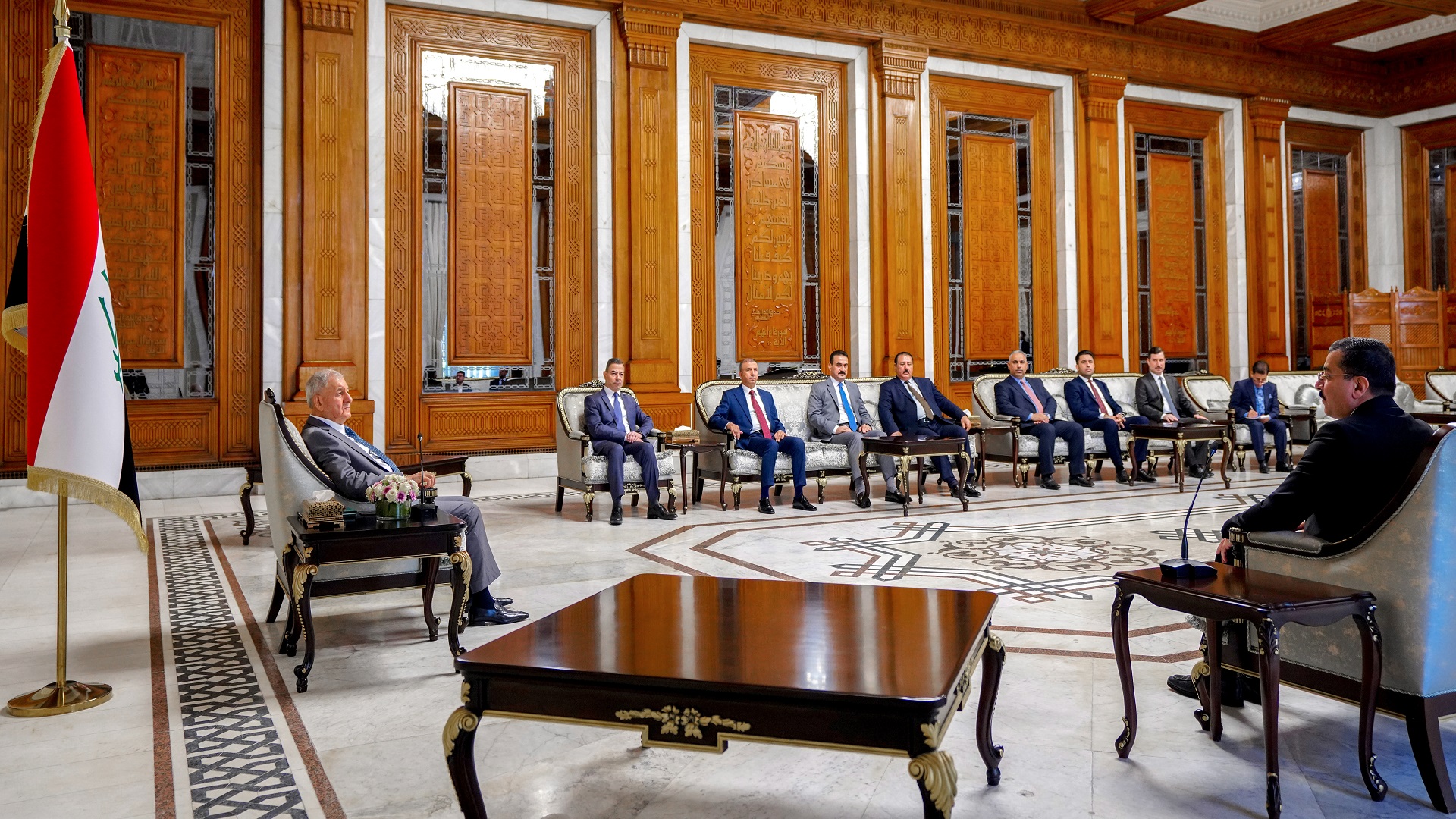  رئيس الجمهورية يلتقي رئيس وأعضاء مجلس محافظة بغداد