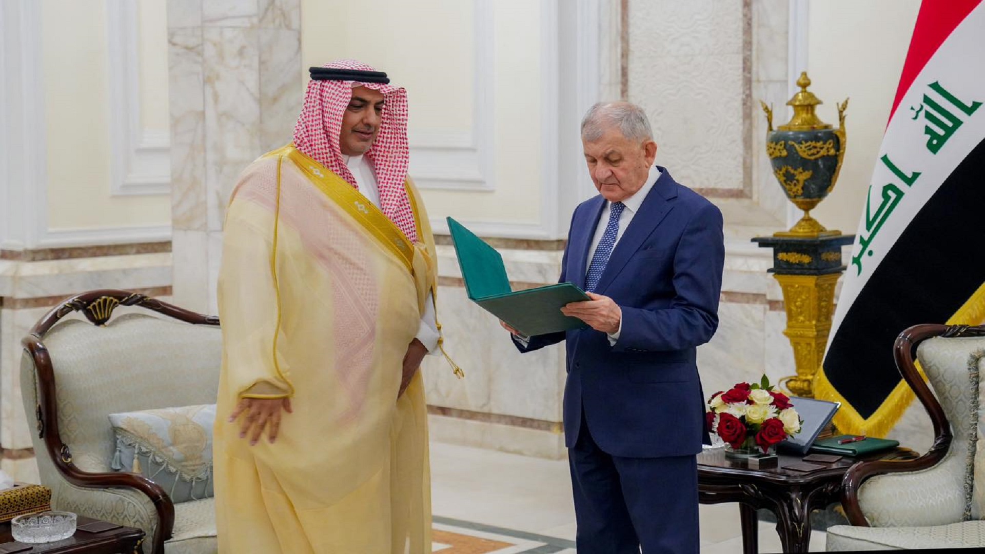 رئيس الجمهورية يلتقي السفير السعودي لدى العراق