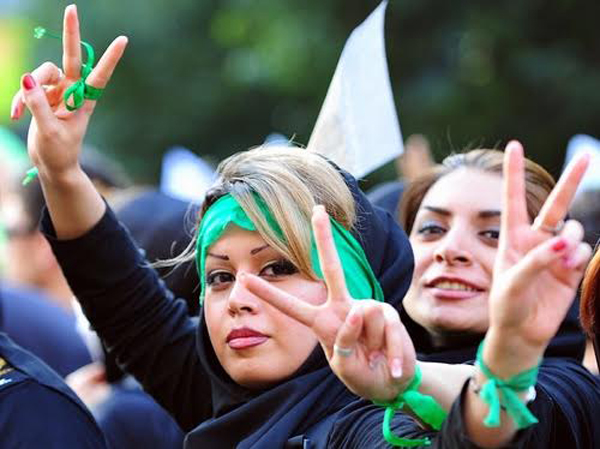 أكثر من 450 مراسلا أجنبيا لتغطية الانتخابات في ايران