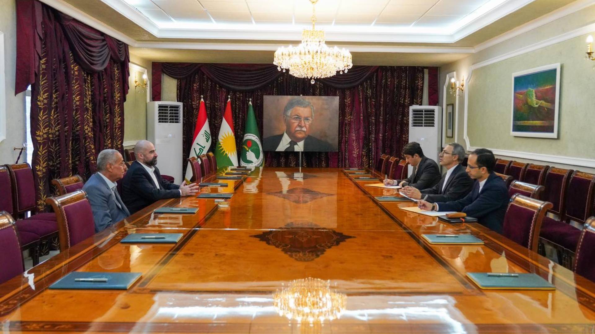 الرئيس بافل يلتقي القنصل الايراني الجديد في السليمانية 