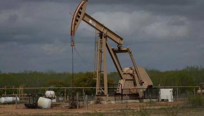 العراق يخسر نحو 11 مليار دولار بسبب انخفاض أسعار النفط