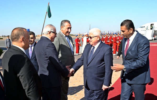استقبال حافل للرئيس معصوم في مطار مراكش الدولي