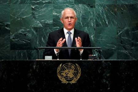 استراليا وأمريكا تعلنان اتفاقا لإعادة توطين اللاجئين