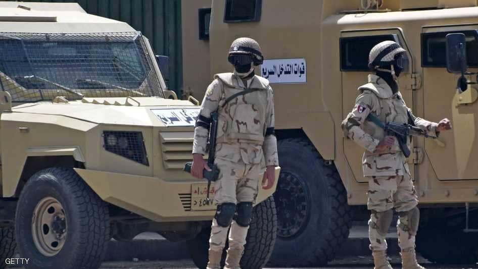 مقتل 8 عسكريين مصريين في سيناء 