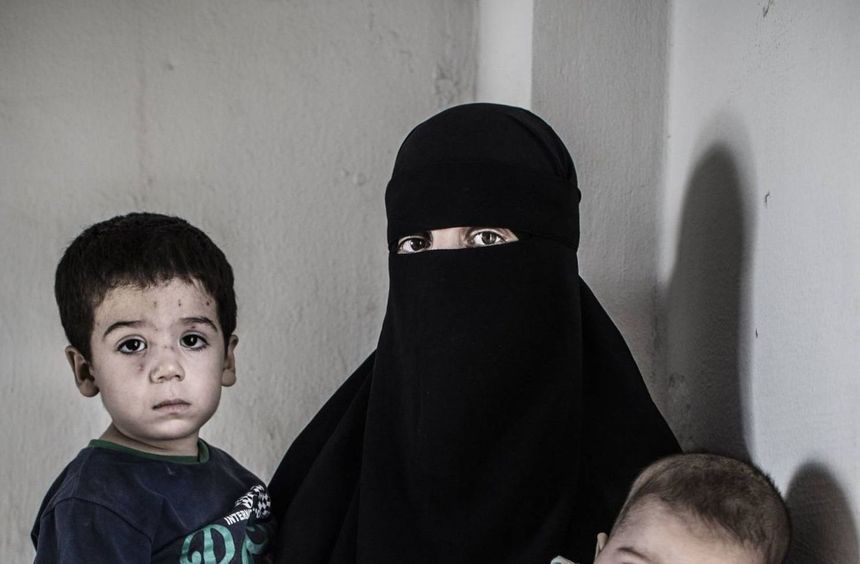 زوجة لعنصر داعشي في العراق