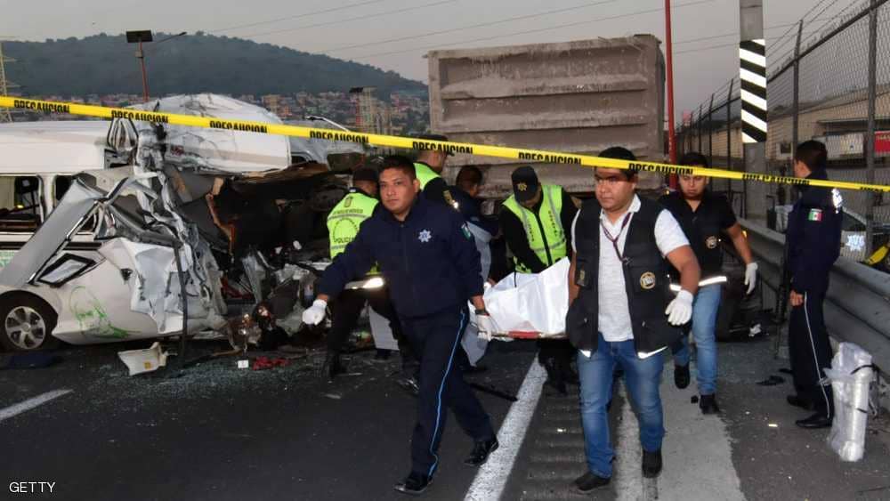 13 قتيلا في حادث سير بالمكسيك