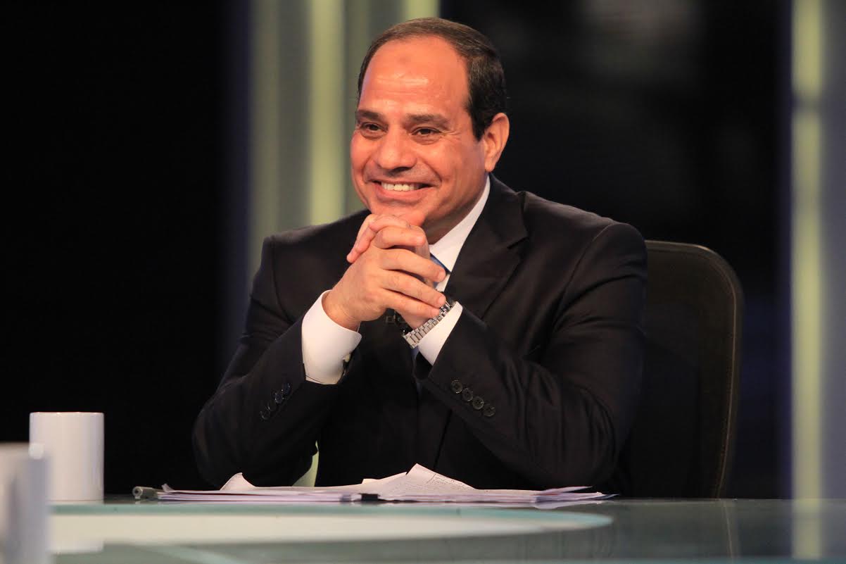 السيسي يقبل استقالة الحكومة المصرية