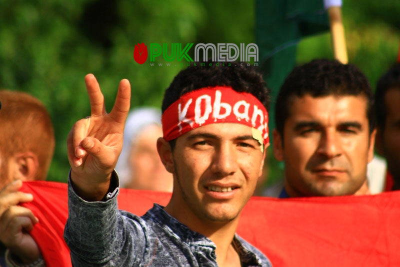 بالصور.. تظاهرات جماهيرية لدعم صمود كوباني