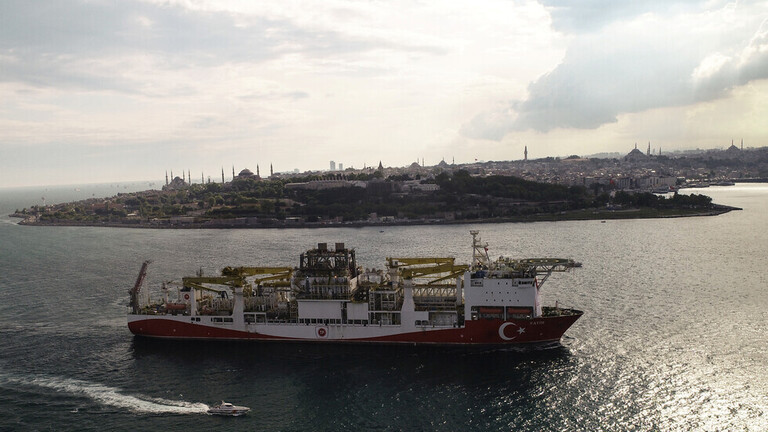 تركيا تسحب سفينة تنقيب من قبالة ساحل قبرص