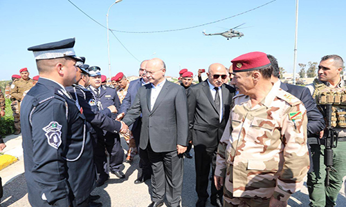 صور.. رئيس الجمهورية يصل الموصل