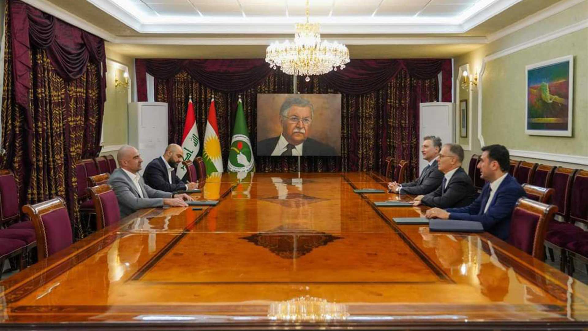 الرئيس بافل يلتقي السفير الايطالي لدى العراق 