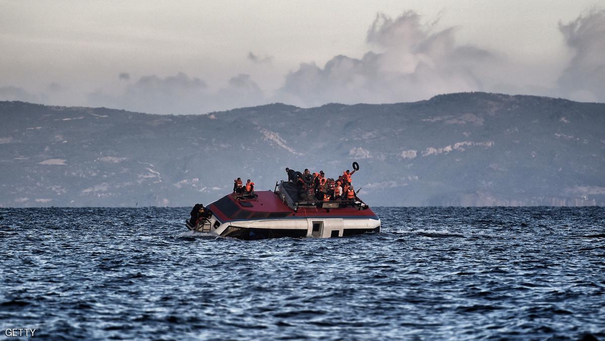 عشرات القتلى بتحطم قوارب متجهة من ليبيا إلى إيطاليا