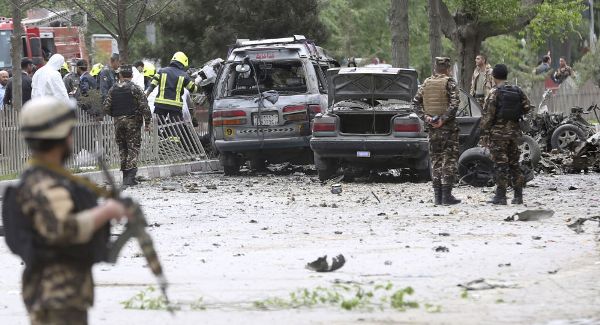 مقتل واصابة 24 شخصاً بانفجار في أفغانستان