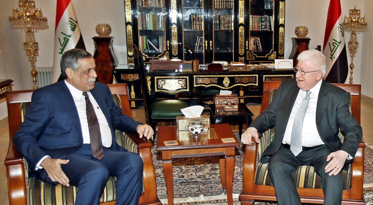 الرئيس معصوم يؤكد ضرورة الإسراع بإعادة تزويد محافظة نينوى بالطاقة الكهربائية 