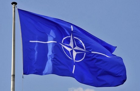 الناتو يعتزم تقديم المشورة للعراق بشأن إصلاح جيشه