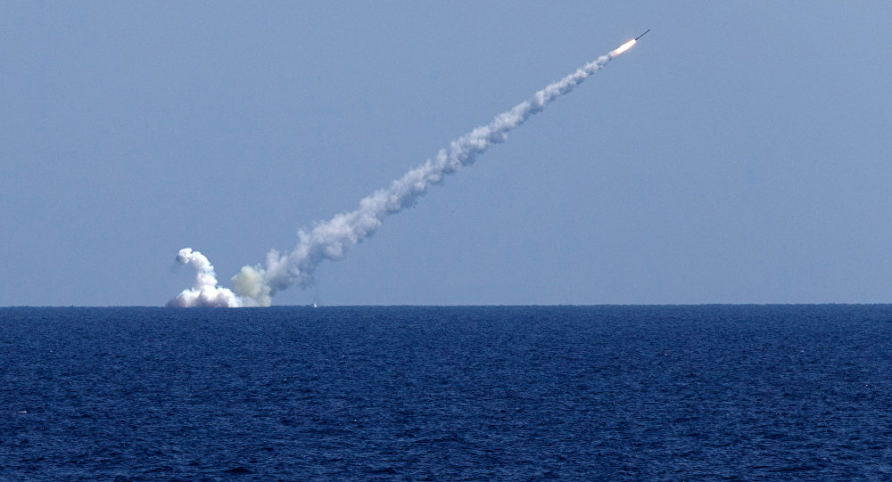 غواصة روسية تطلق صواريخ كاليبر على مواقع في سوريا 