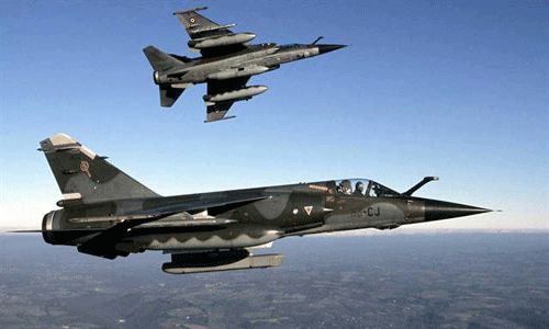 طائرات التحالف تقصف محطة وقود لداعش
