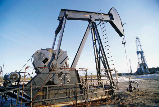  النفط تعلن عن صادرات وايرادات النفط الخام لشهر شباط الماضي 