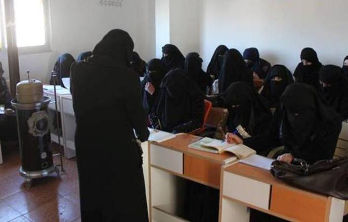 داعش تقتل مدرسة رفضت تدريس منهج الارهاب