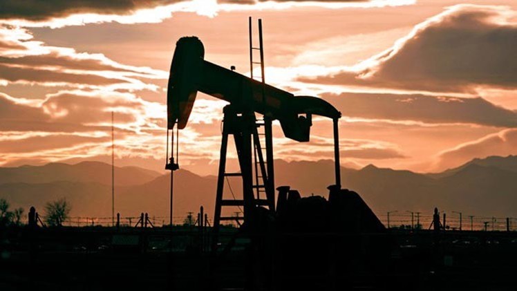 أسعار النفط ترتفع .. والعبرة لمن يستثمر الارتفاع