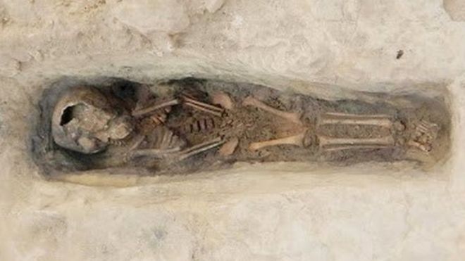 مصر.. اكتشاف قبور لأطفال دفنوا قبل 3000 عام