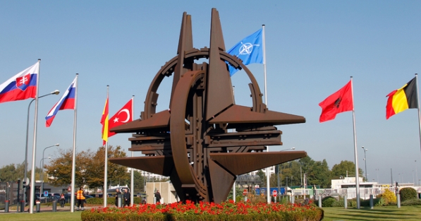 الأطلسي يؤكد ضرورة استمرار عملية السلام في تركيا
