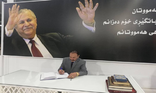 اتحاد الاذاعيين والتلفزيونيين العراقيين يزور ضريح فقيد الامة