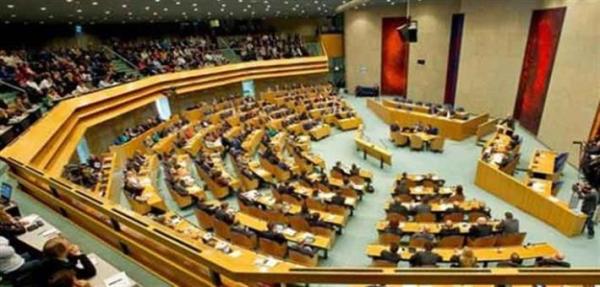 البرلمان الهولندي يدعو للسلام بين الكوردستاني وتركيا 