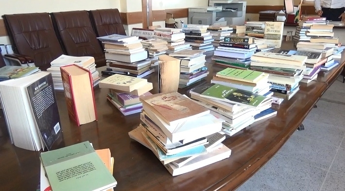 كرميان تجمع الف كتاب لاكاديمية في غربي كوردستان