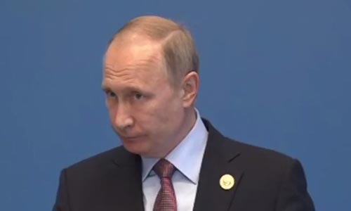 بوتين: لا نرسل اسلحة للكورد لانهم لايحتاجون اليها