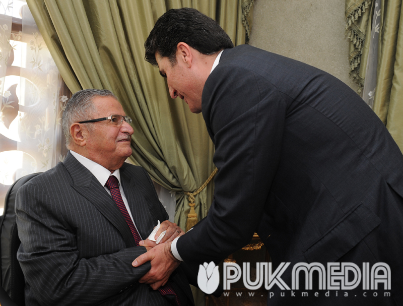 رئيس حكومة الإقليم يزور الرئيس مام جلال 