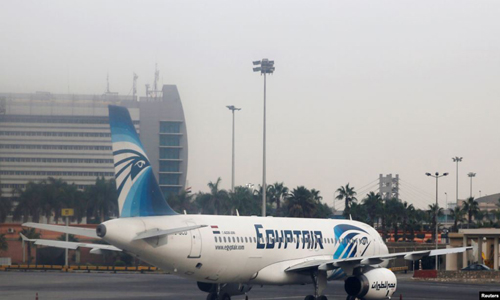مصر للطيران تعلق رحلاتها الى بغداد