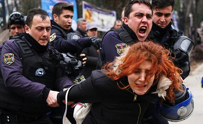 استمرار الاعتقالات التعسفية في تركيا