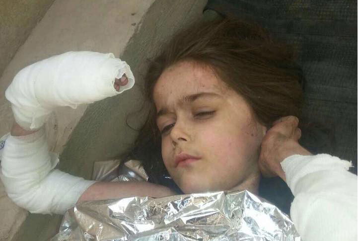 العثور على طفلة شيشانية بين انقاض منازل الموصل
