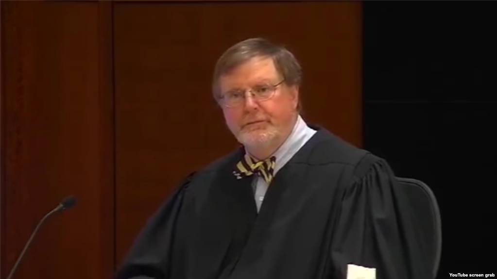 القاضي جيمس روبارت