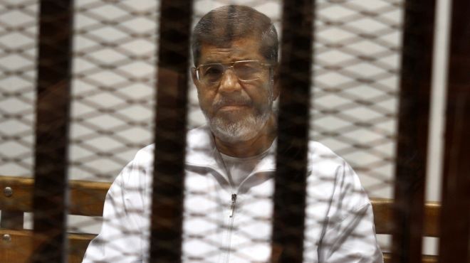 تأجيل محاكمة مرسي في قضية اقتحام السجون