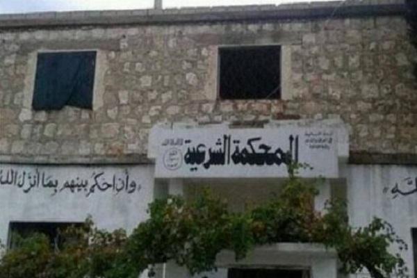 المحكمة الشرعيّة لداعش تفتي بإعدام 15 من عناصرها بالموصل 