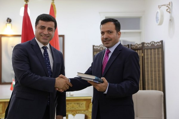 دميرتاش يبحث مع رئيس برلمان كوردستان التوافق الوطني