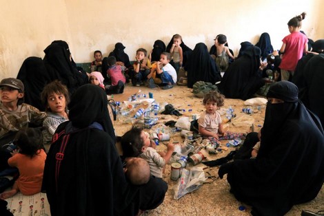 القضاء يسلم 188 طفلا تركيا خلفهم داعش إلى بلادهم